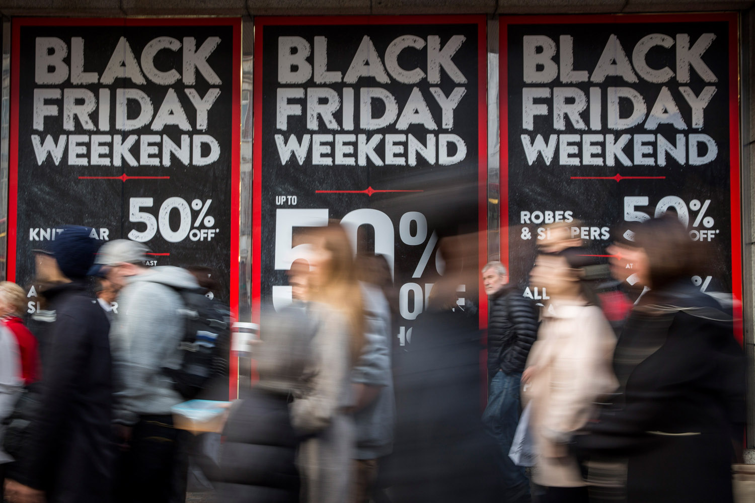 Les Français vont dépenser près d'1 milliard d'euros lors du week-end du Black  Friday