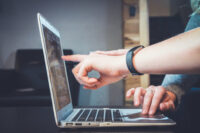 IA et e-commerce : pourquoi les Français restent méfiants