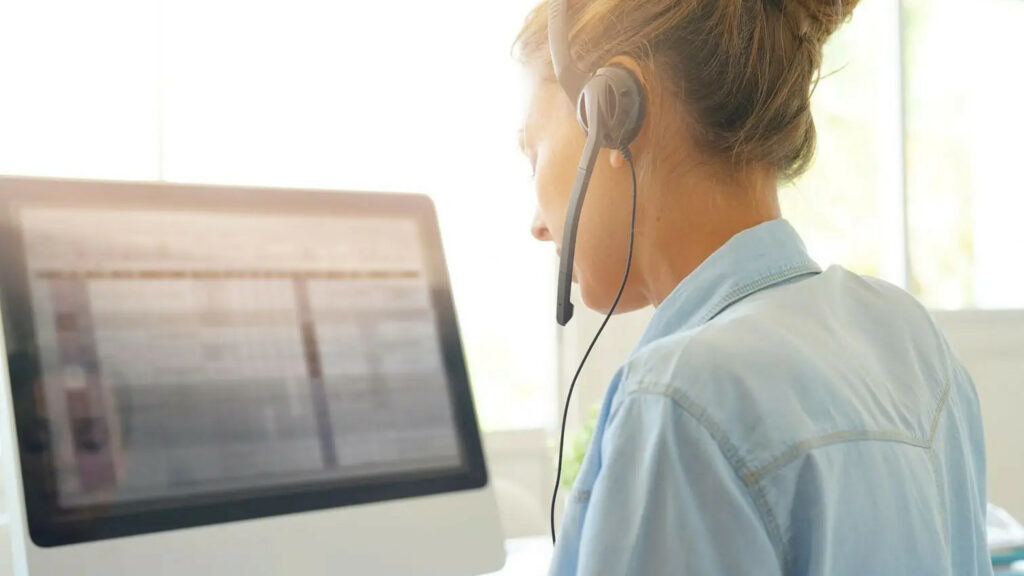 Service client : l’IA ne remplace pas encore l’humain